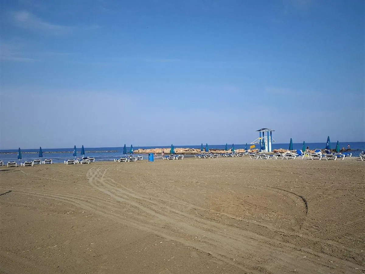 Easystay Two Bedroom Apartment Larnaca
