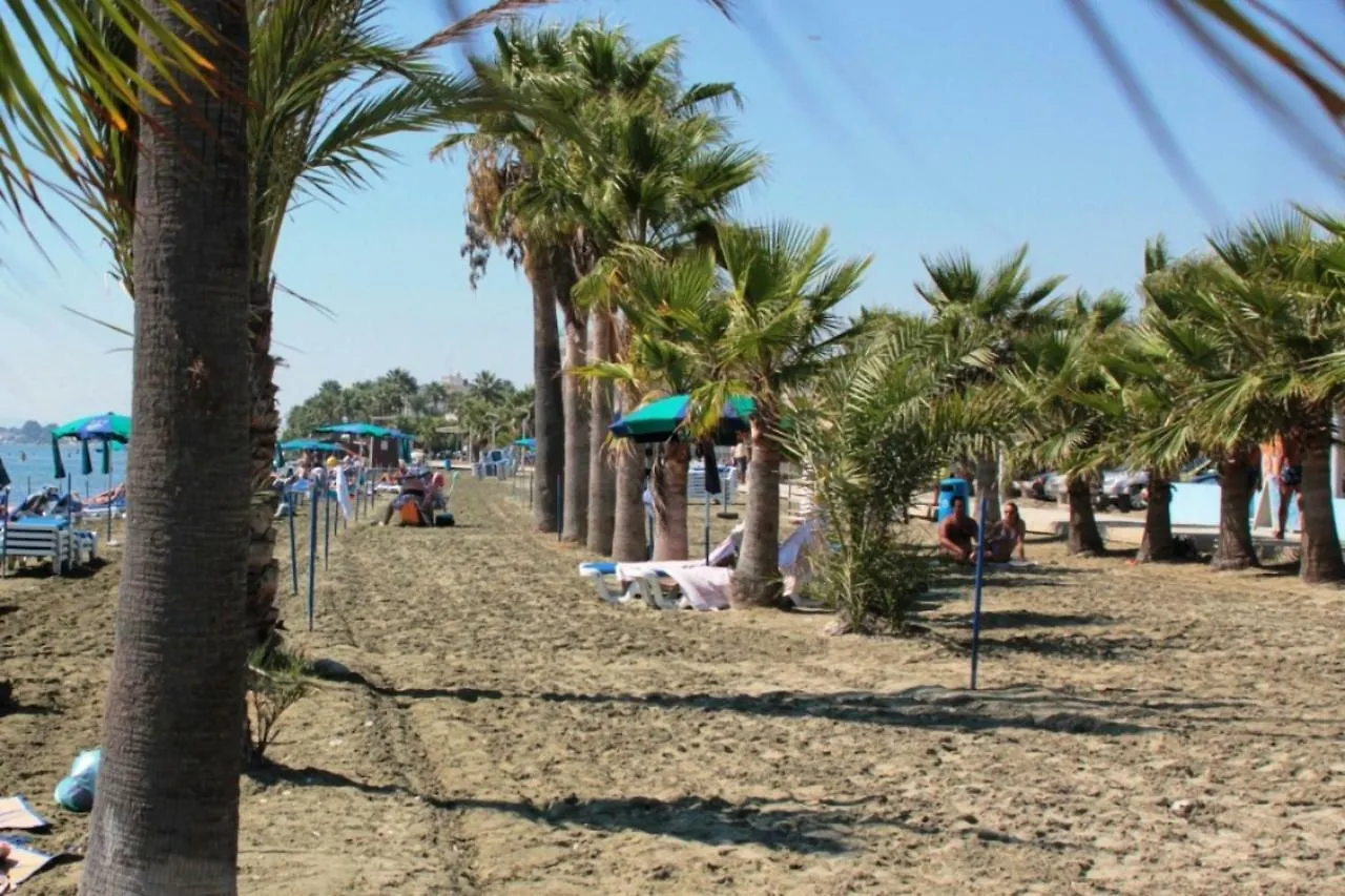Easystay Two Bedroom Apartment Larnaca Cyprus